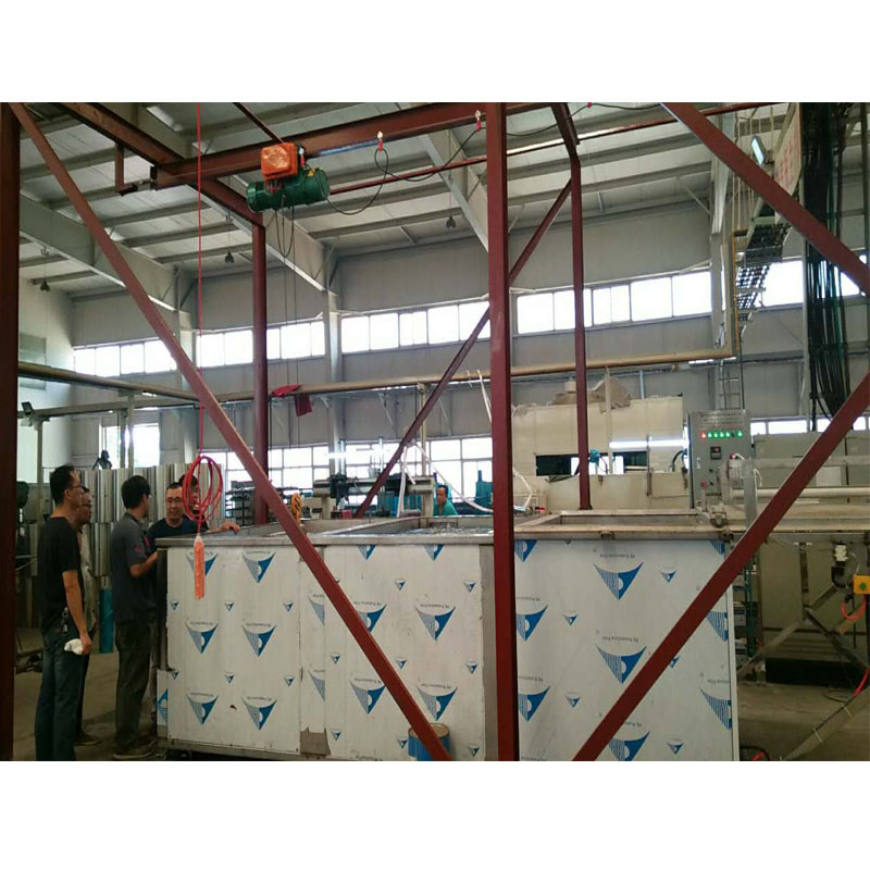 儲氣瓶清洗機五金超聲波設(shè)備