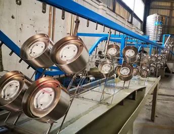 超聲波清洗機可設置循環(huán)過濾一體節(jié)約水資源